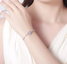 Load image into Gallery viewer, Jacinta bracelet