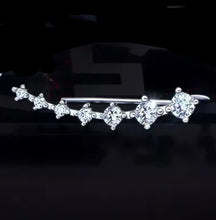 Load image into Gallery viewer, Paula silver clip earrings
