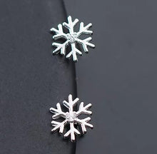 Load image into Gallery viewer, Elsa earrings
