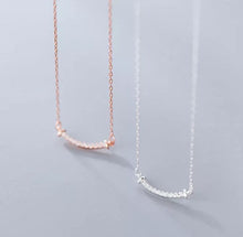 Load image into Gallery viewer, Manu necklace
