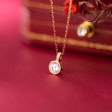 Load image into Gallery viewer, Himari zircon round pendant necklace
