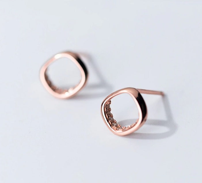 Billie hollow out square stud earrings