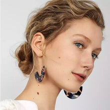 Load image into Gallery viewer, Ingrid tortoiseshell acrylic earrings
