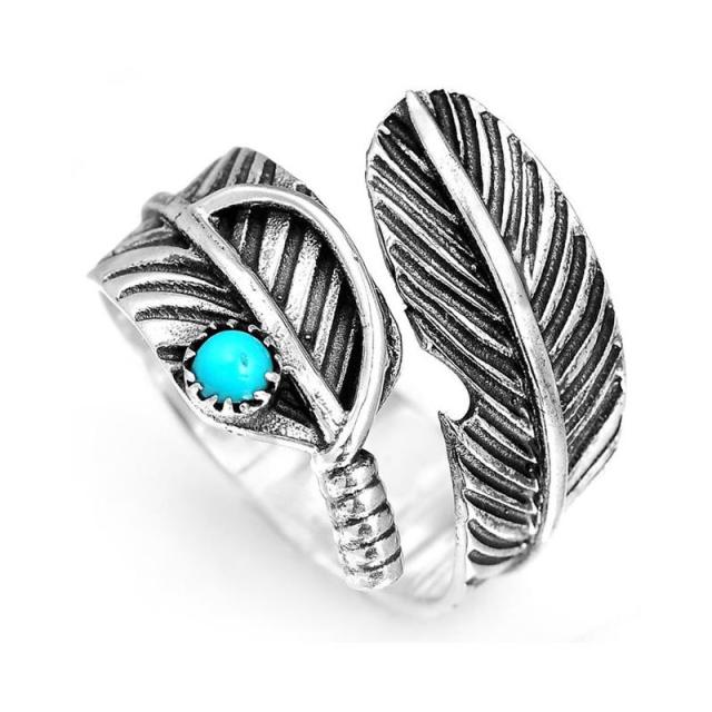 Tavis feather ring