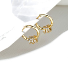 Load image into Gallery viewer, Valentine Stud Earrings
