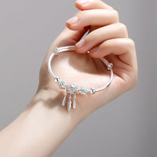 Load image into Gallery viewer, Halona dreamcatcher bangle
