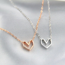 Load image into Gallery viewer, Carmen heart shape chain necklace
