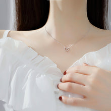 Load image into Gallery viewer, Carmen heart shape chain necklace
